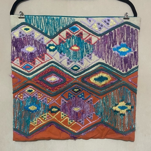 Surya 18x18 embroidered morrocan inspired textured pattern colorful pillow cover - Picture 1 of 6